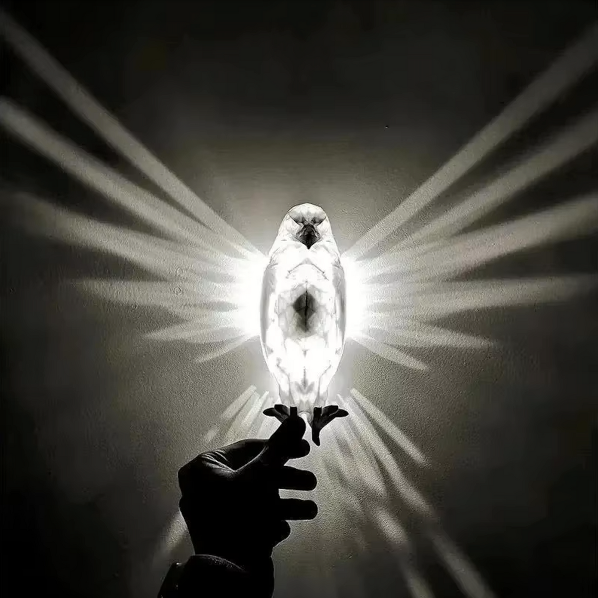 Eagle-Shaped Wall Lamp — view 2